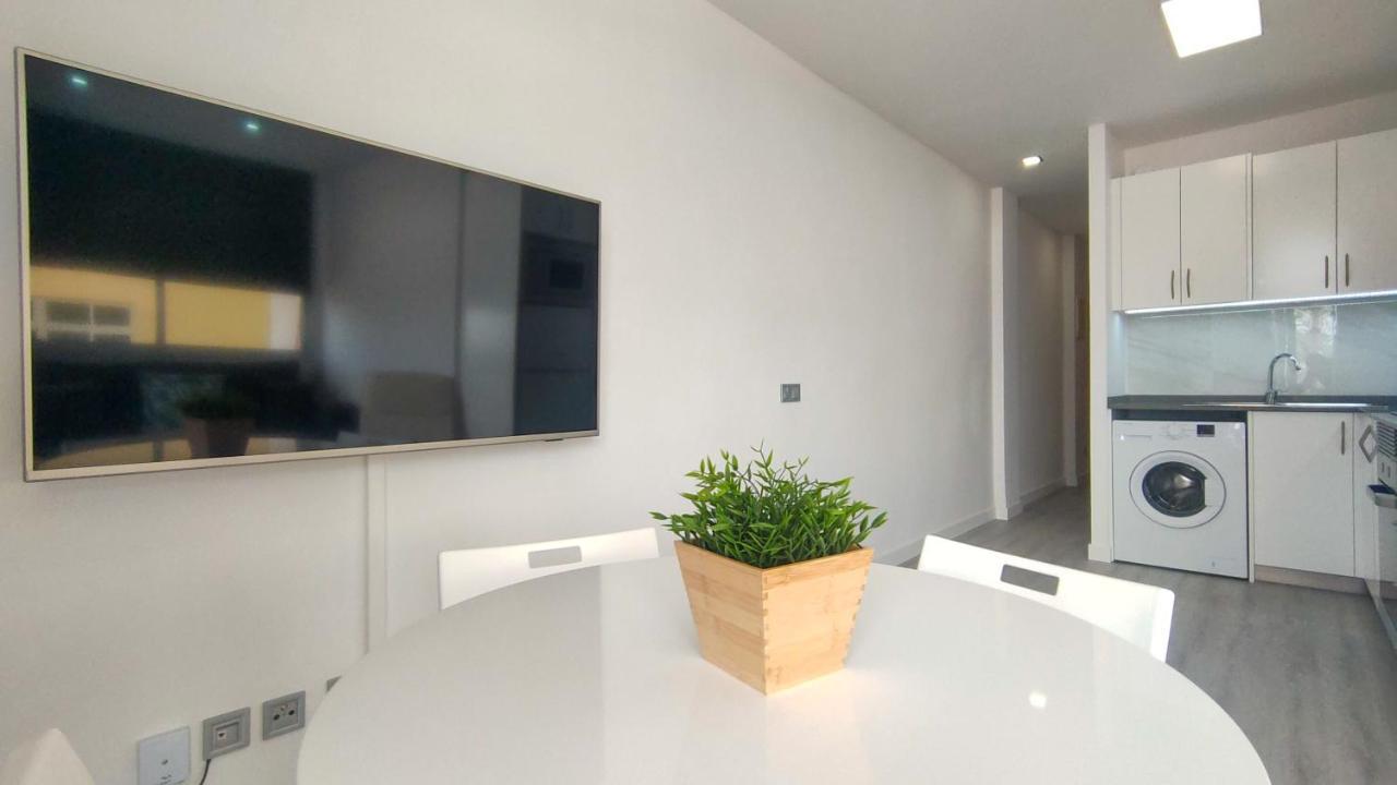 Canarian Holiday Home - Yumbo Luxury Apartment Maspalomas  Bagian luar foto