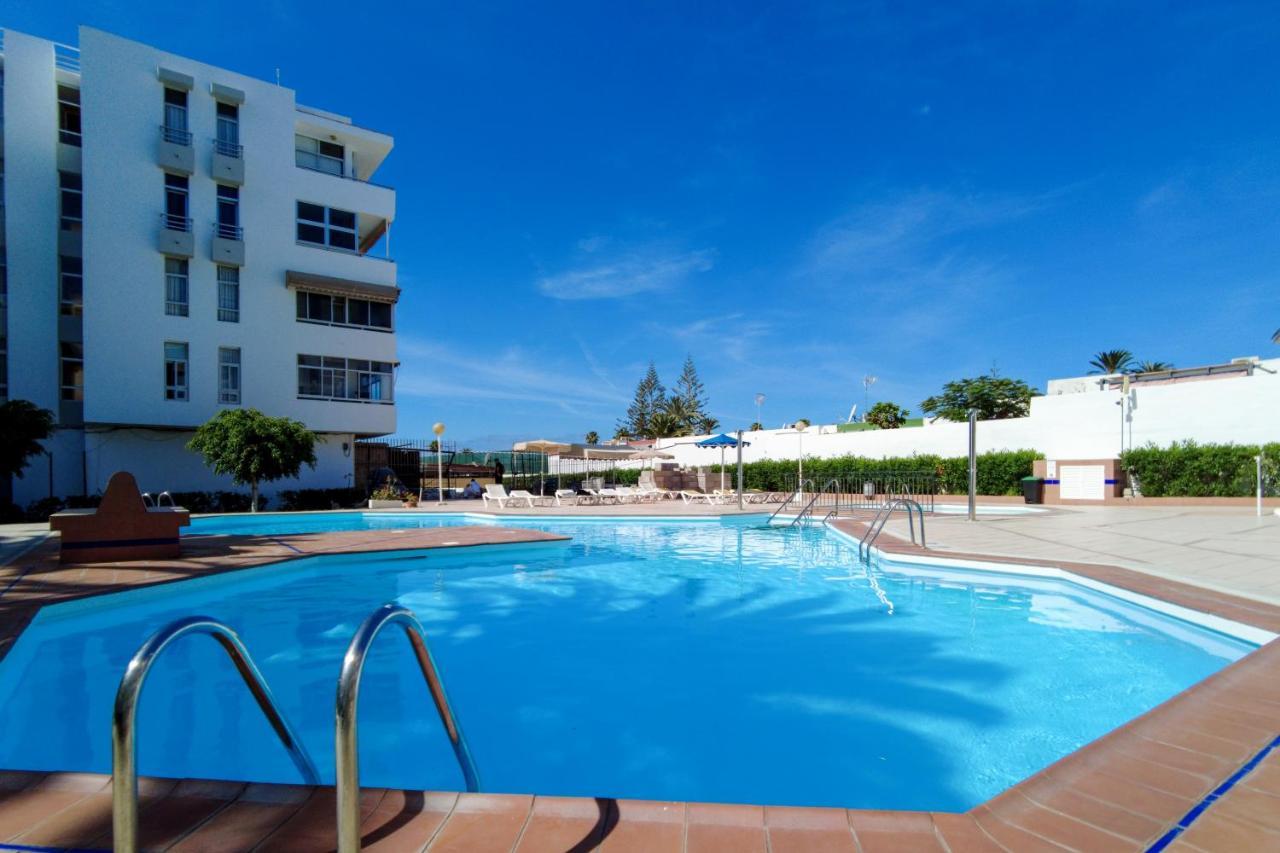 Canarian Holiday Home - Yumbo Luxury Apartment Maspalomas  Bagian luar foto